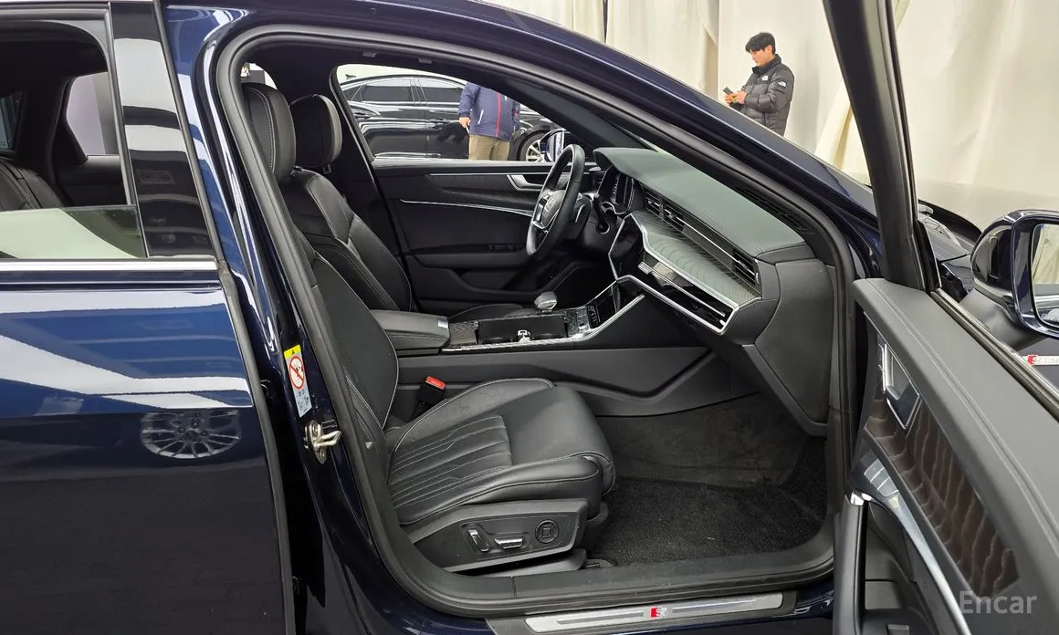 Фото 11 - Audi A6