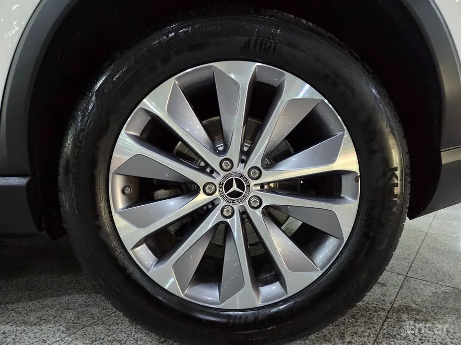 Фото 20 - Mercedes-Benz GLE-Class