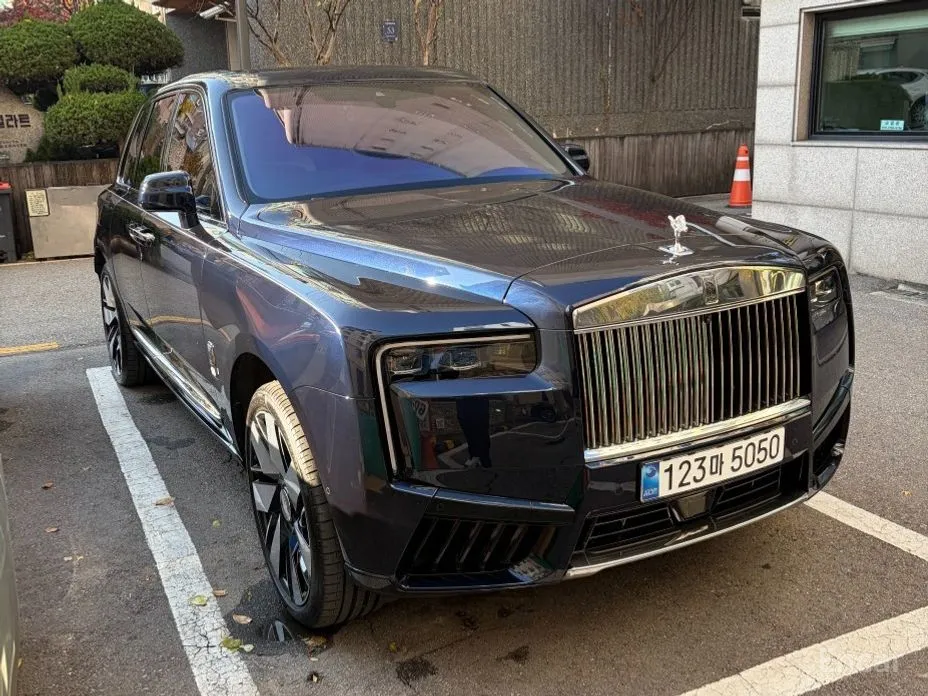 Фото 9 - Rolls-Royce Cullinan