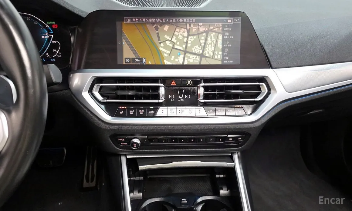 Photo 15 - BMW 3 Series