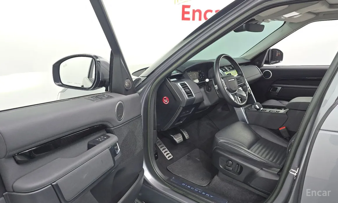 Фото 10 - Land Rover Discovery