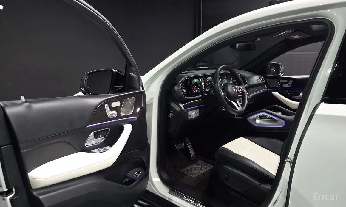 Photo 12 - Mercedes-Benz GLE-Class