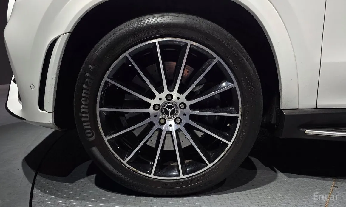 Photo 5 - Mercedes-Benz GLE-Class