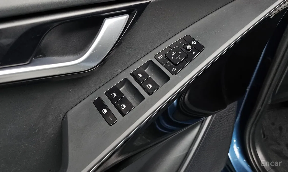 Фото 17 - Kia Niro