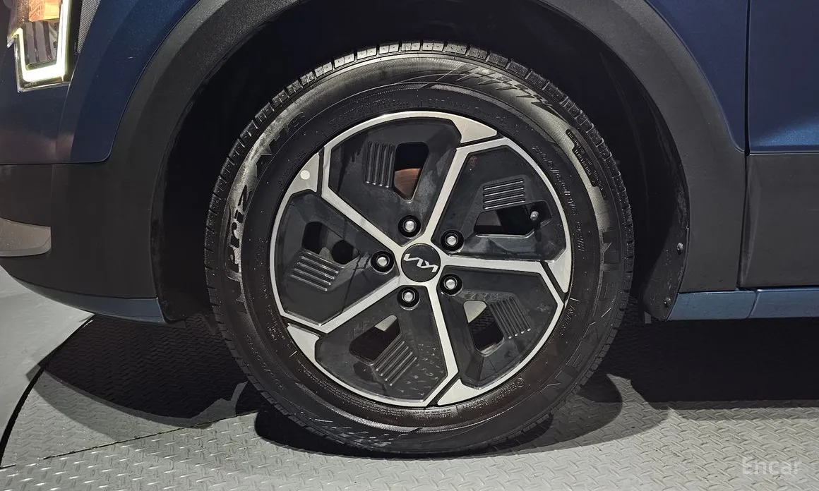 Фото 5 - Kia Niro