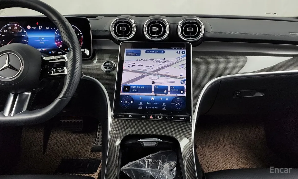 Фото 14 - Mercedes-Benz C-Class