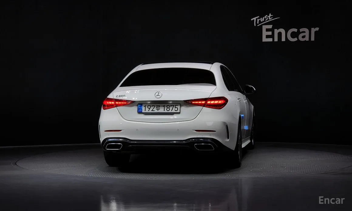 Фото 4 - Mercedes-Benz C-Class