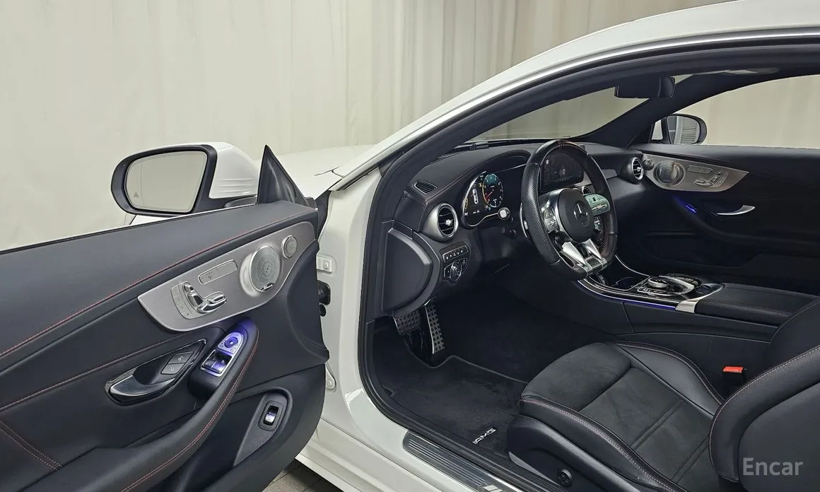 Фото 10 - Mercedes-Benz C-Class