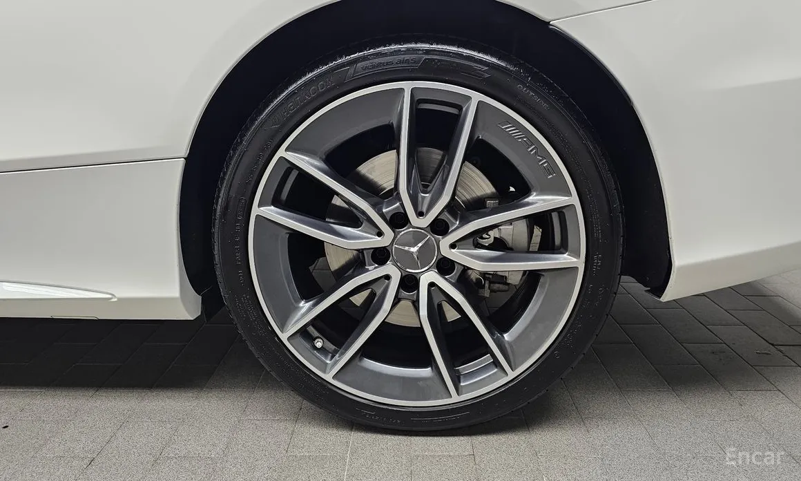 Фото 5 - Mercedes-Benz C-Class