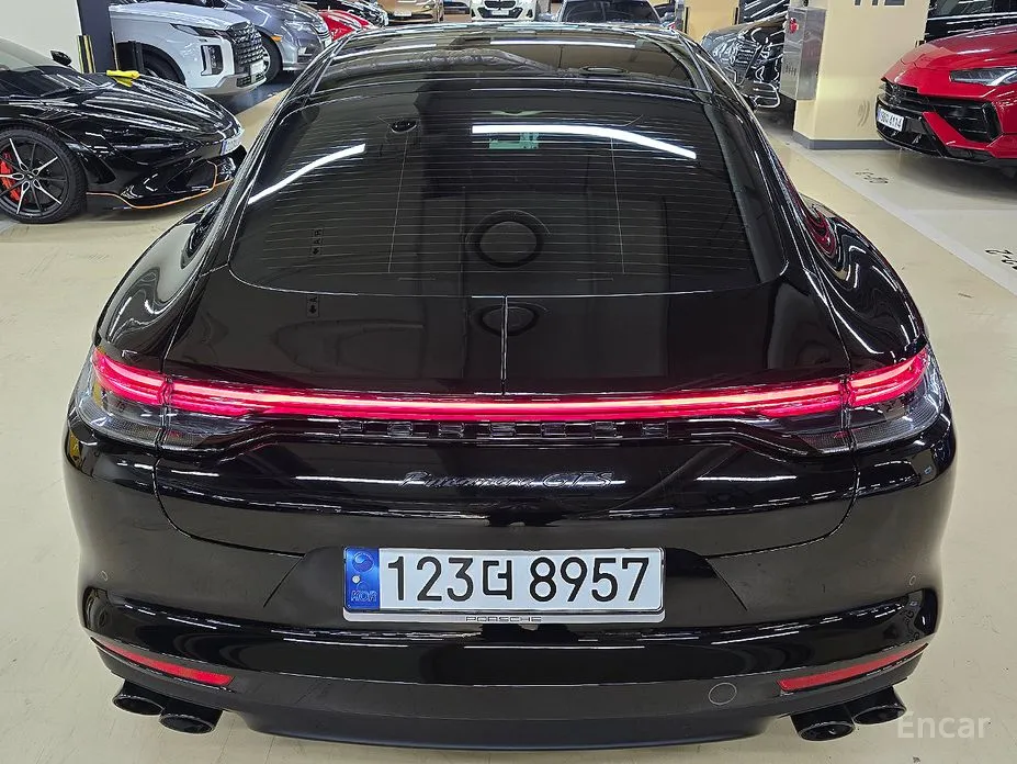 Фото 6 - Porsche Panamera