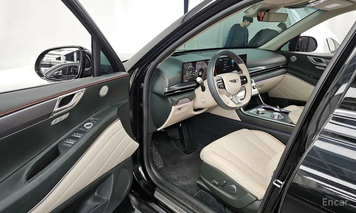 Фото 10 - Genesis GV80