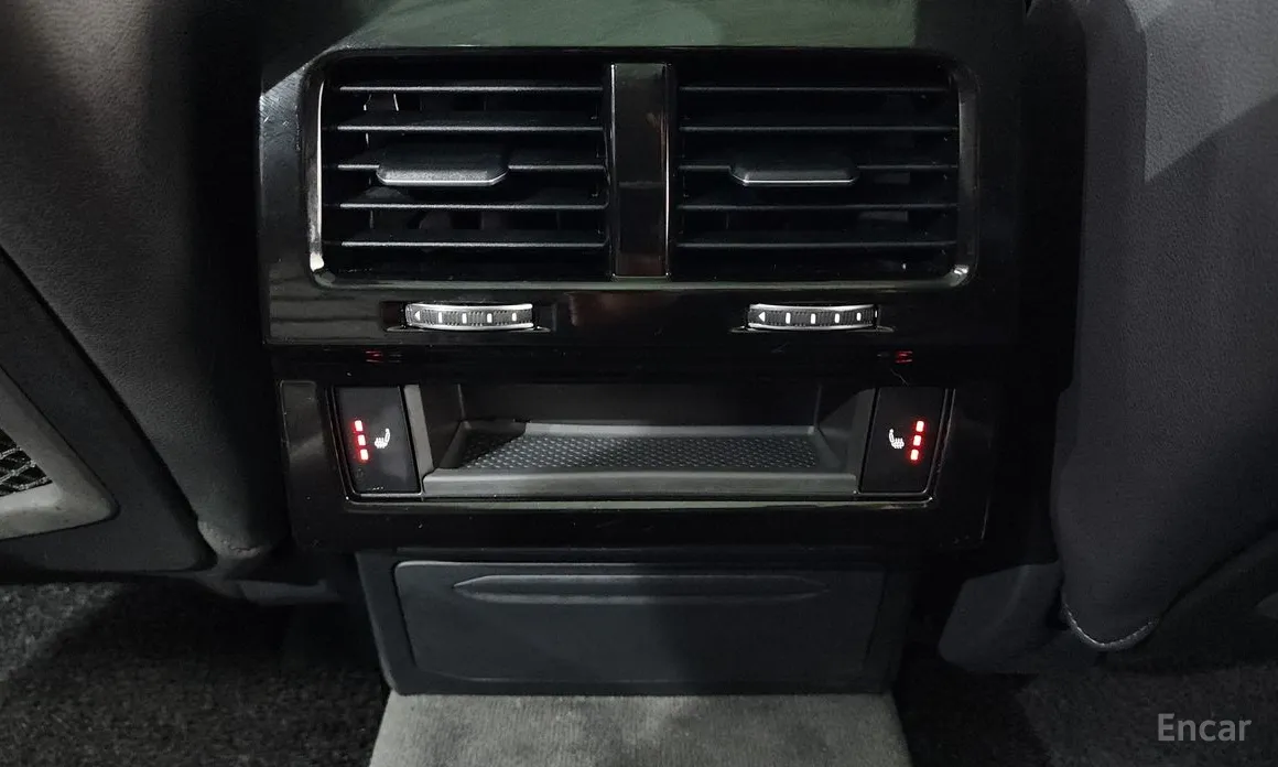 Фото 18 - Volkswagen Touareg