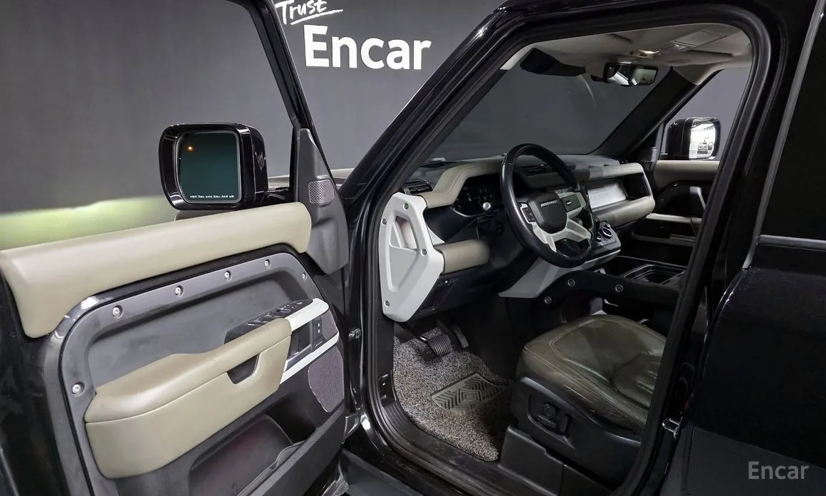 Фото 10 - Land Rover Defender