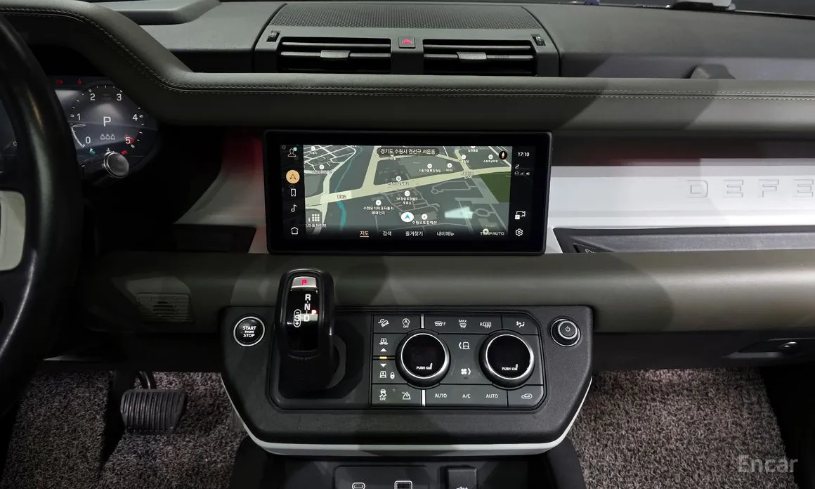 Фото 14 - Land Rover Defender