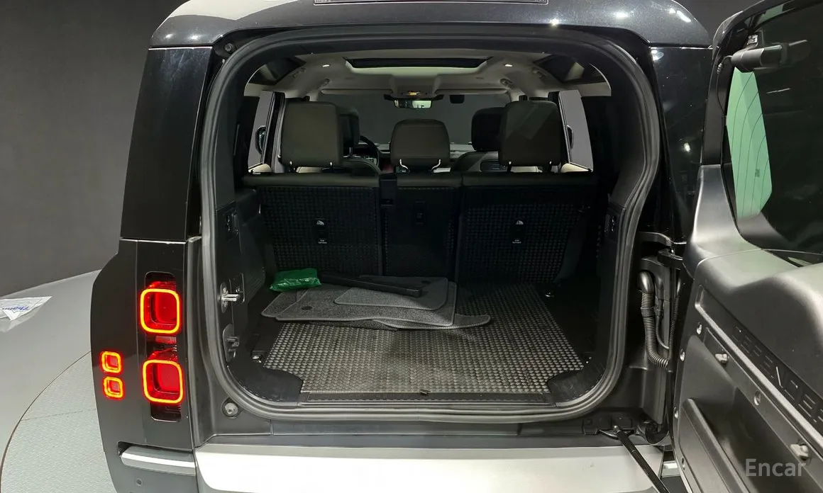 Фото 20 - Land Rover Defender