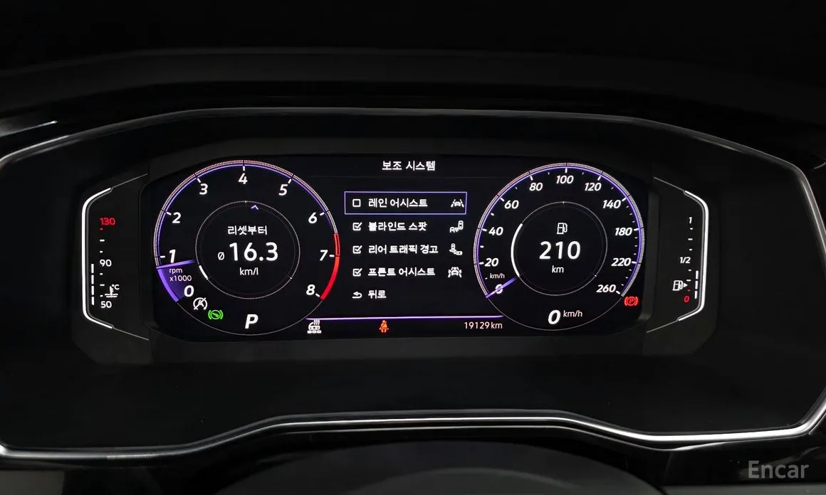 Фото 8 - Volkswagen Jetta