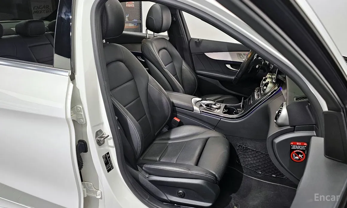 Фото 12 - Mercedes-Benz C-Class