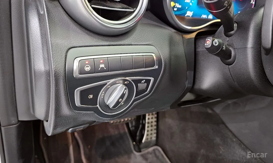 Фото 15 - Mercedes-Benz C-Class