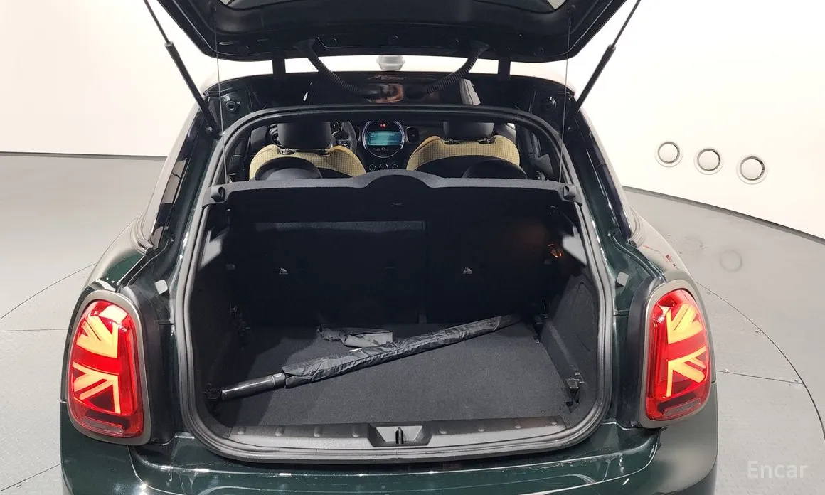 Фото 20 - Mini Cooper