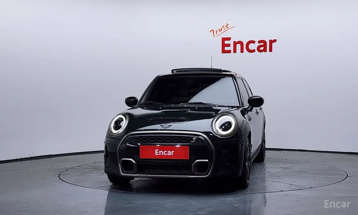 Фото 3 - Mini Cooper