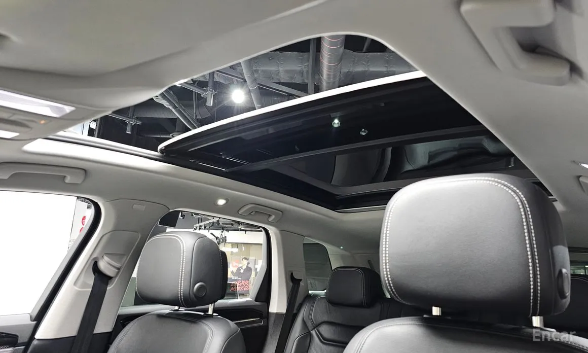 Фото 18 - Volkswagen Touareg