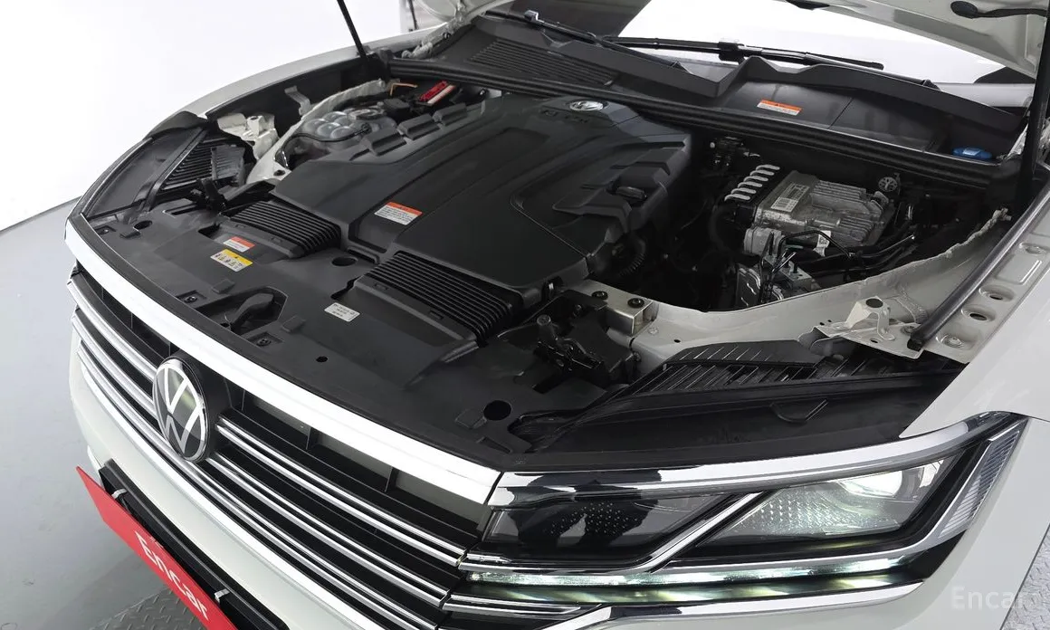 Фото 6 - Volkswagen Touareg