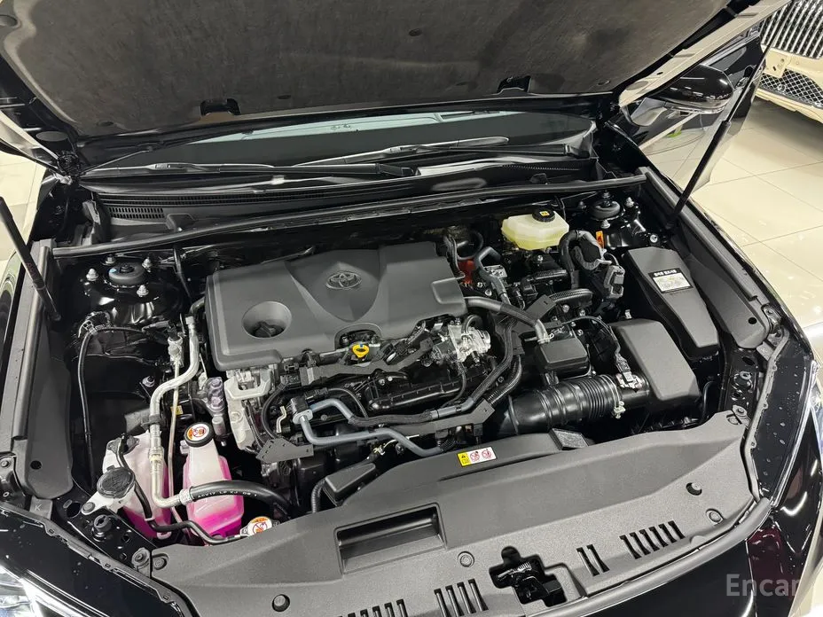 Фото 17 - Toyota Camry