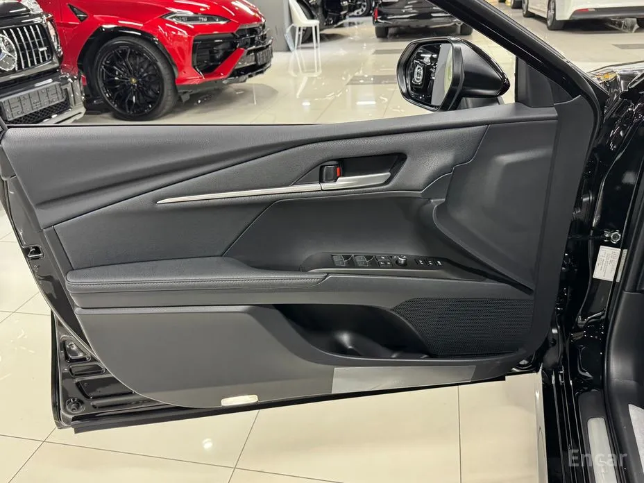 Фото 5 - Toyota Camry