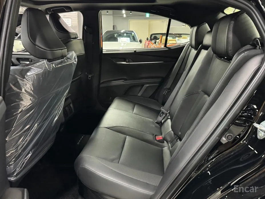 Фото 6 - Toyota Camry