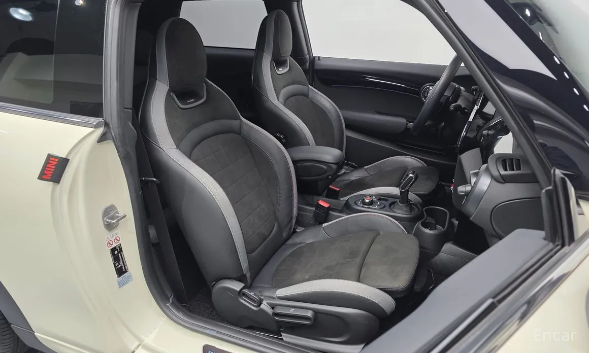 Фото 10 - Mini Cooper