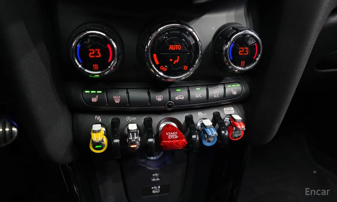 Фото 16 - Mini Cooper