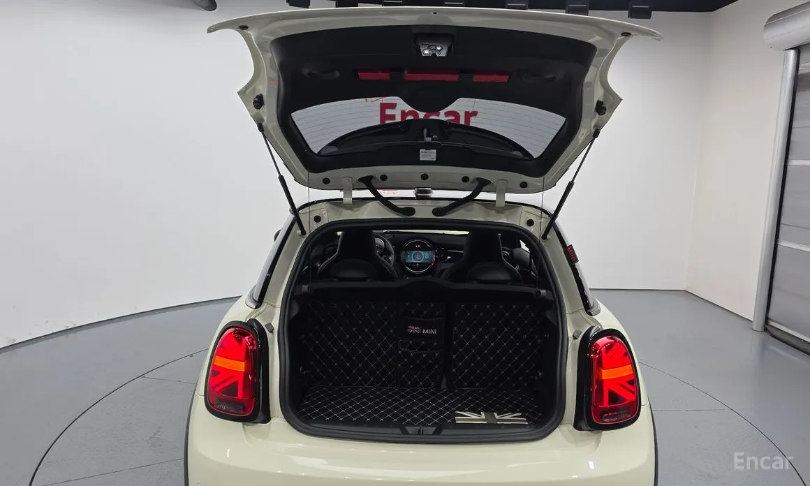 Фото 20 - Mini Cooper