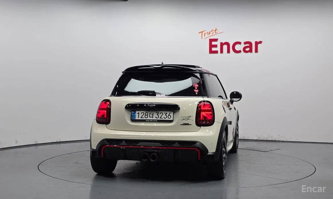 Фото 4 - Mini Cooper