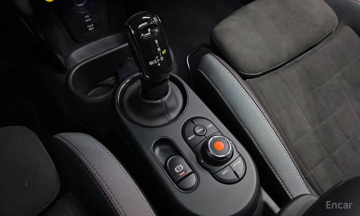 Фото 9 - Mini Cooper