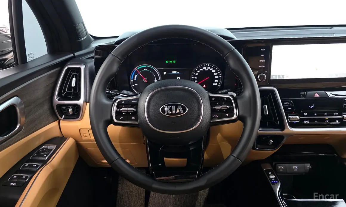 Фото 12 - Kia Sorento