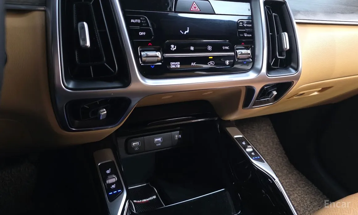 Фото 17 - Kia Sorento