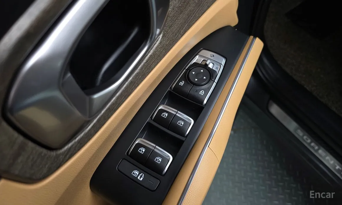 Фото 18 - Kia Sorento