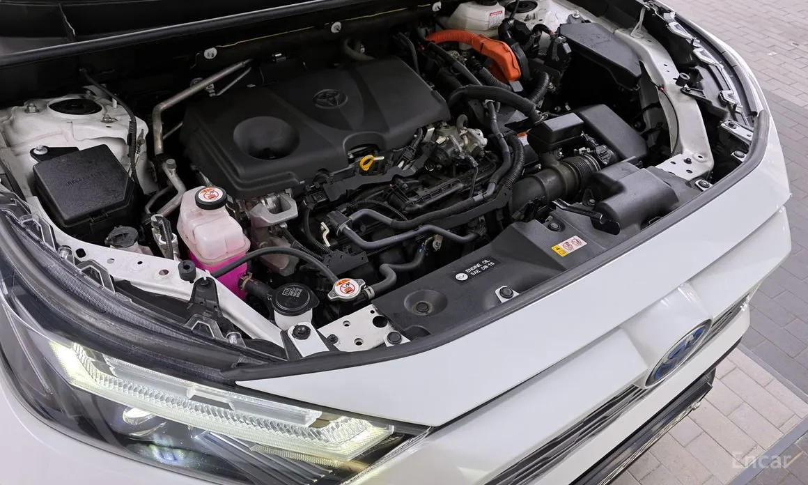 Фото 6 - Toyota RAV4