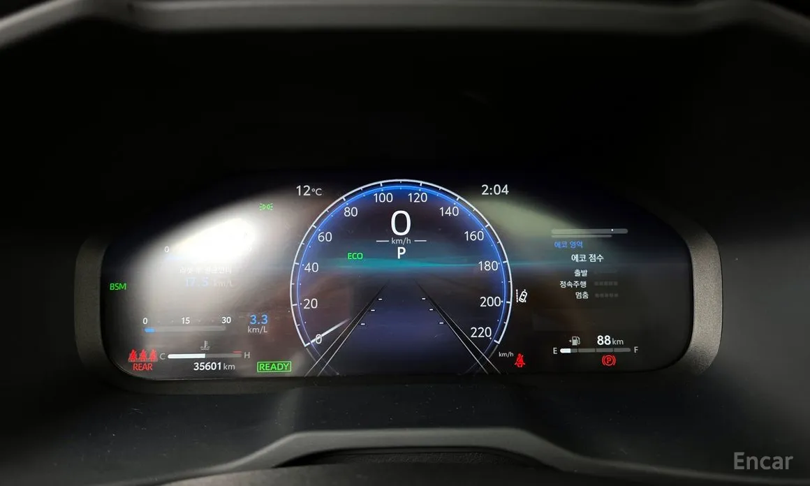 Фото 8 - Toyota RAV4