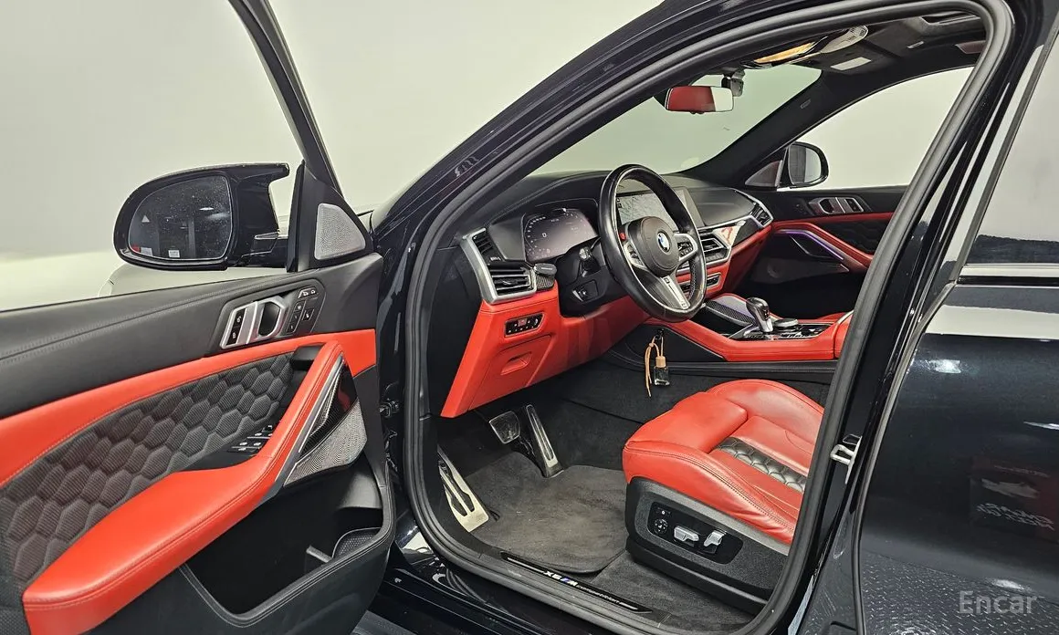 Фото 10 - BMW X6 M