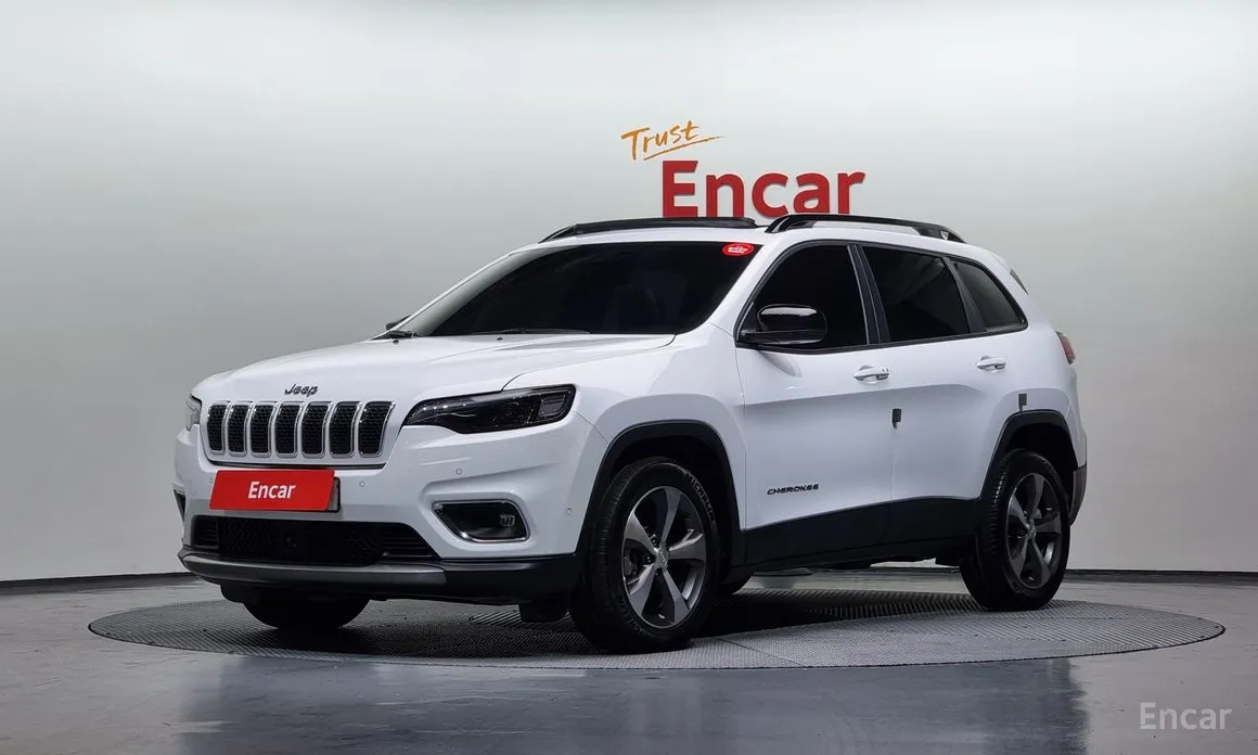 Фото 1 - Jeep Cherokee