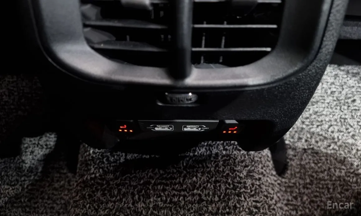 Фото 18 - Jeep Cherokee