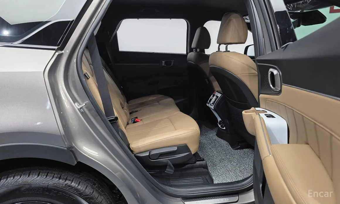 Фото 12 - Kia Sorento