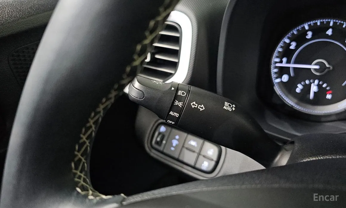 Фото 14 - Hyundai Venue