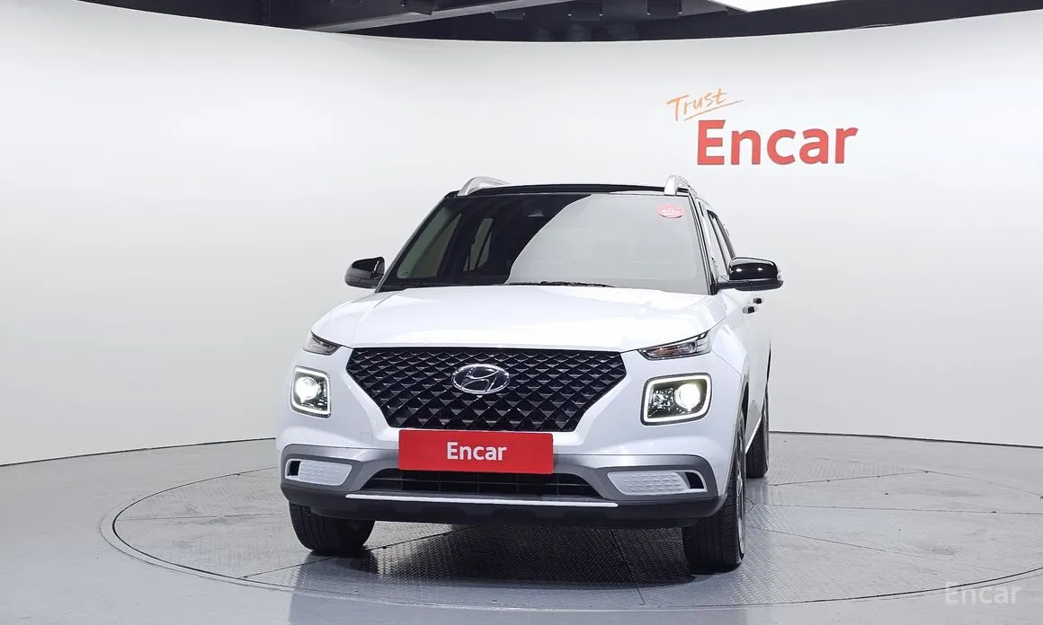 Фото 3 - Hyundai Venue