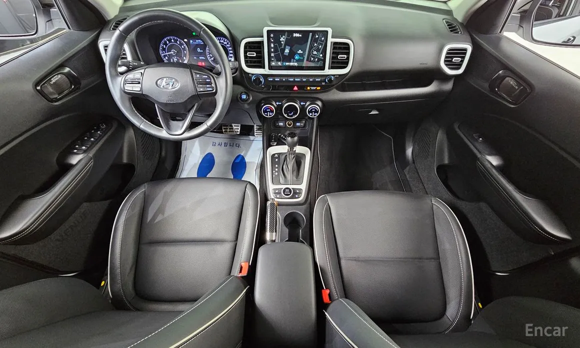 Фото 7 - Hyundai Venue