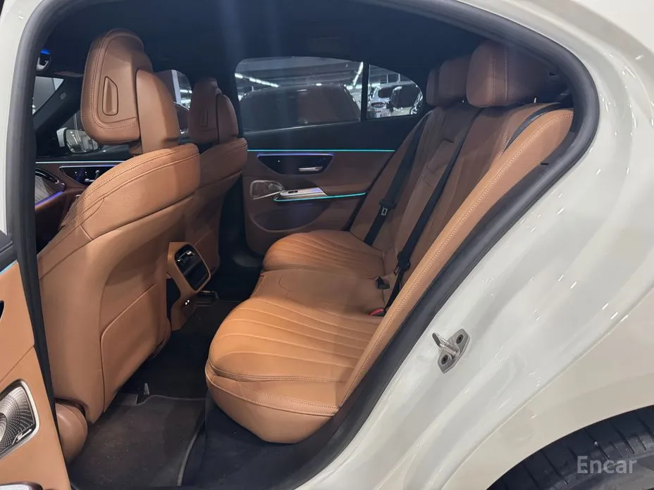 Фото 7 - Mercedes-Benz E-Class