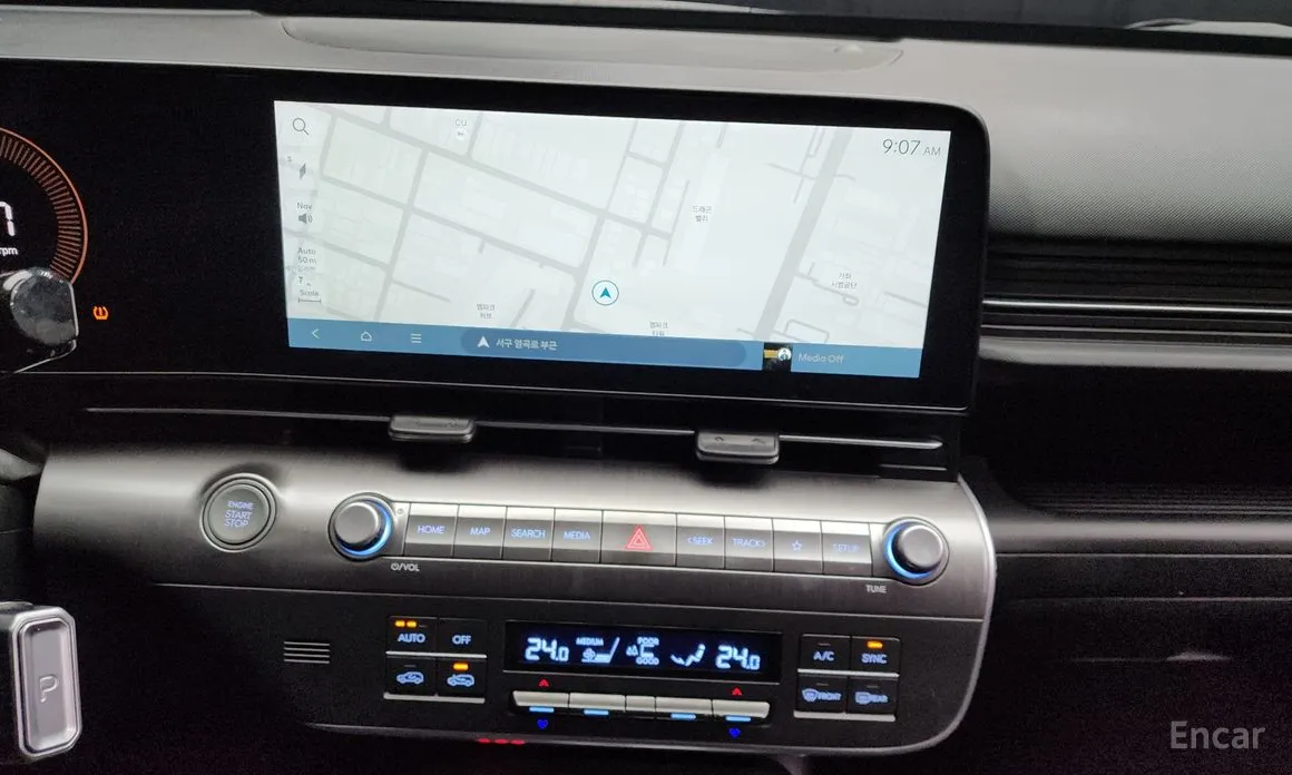 Фото 14 - Hyundai Kona