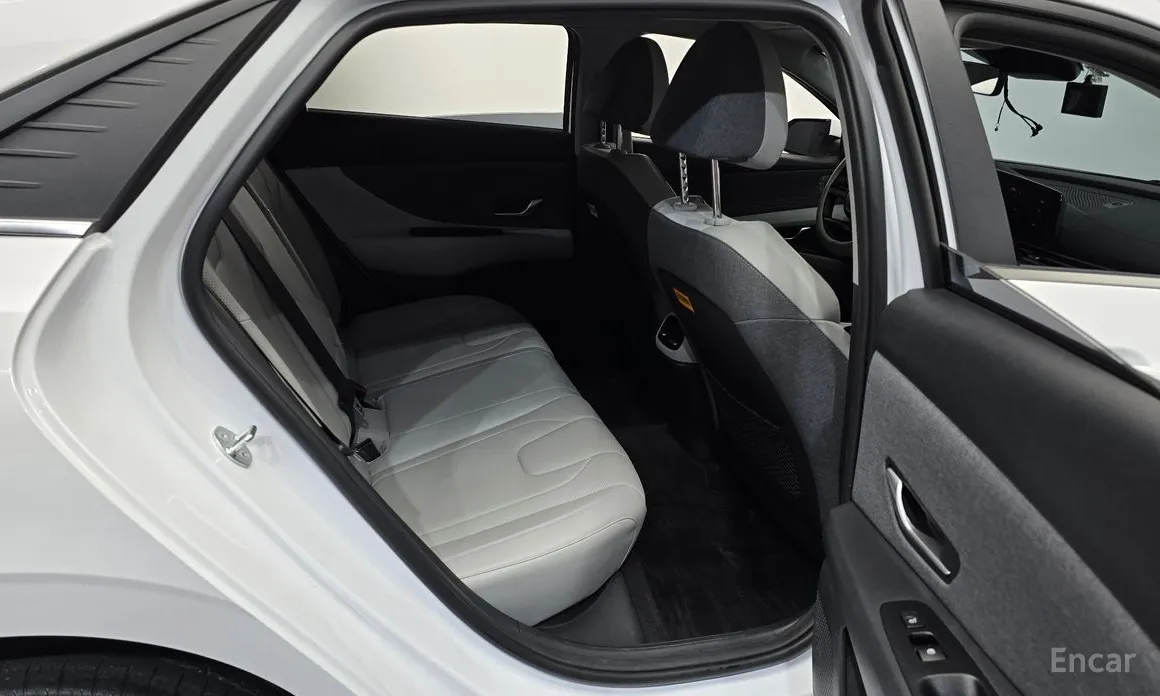 Фото 13 - Hyundai Avante