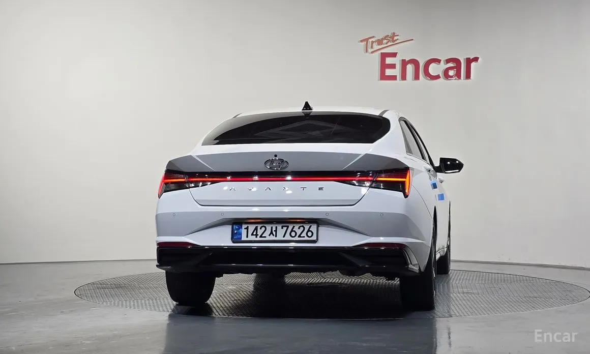 Фото 4 - Hyundai Avante